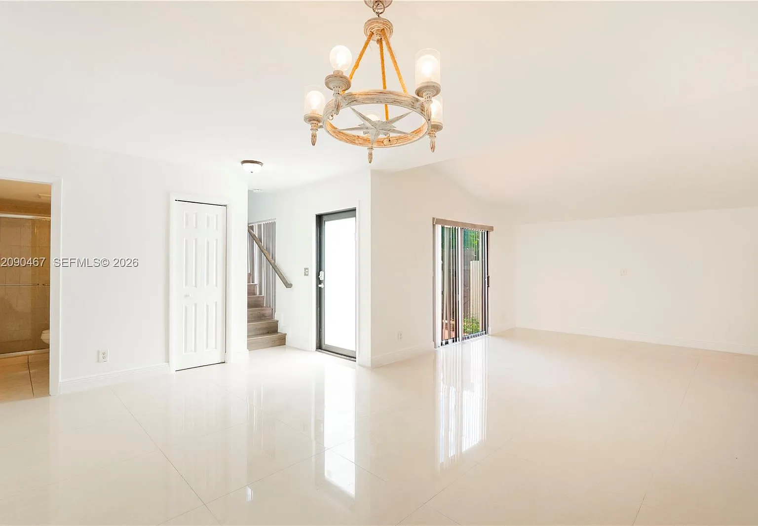 Snapper Creek Townhouse S — Photo 2