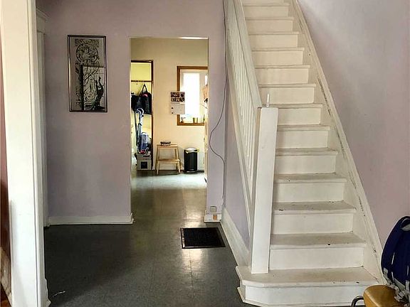 3rd image of 121 Essex St