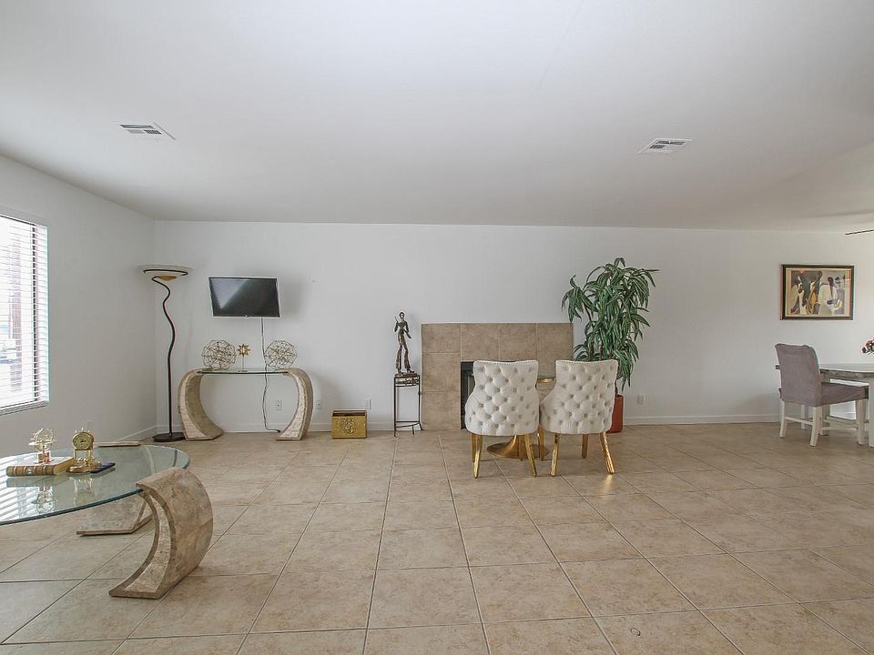 1st image of 396 Dooley Dr