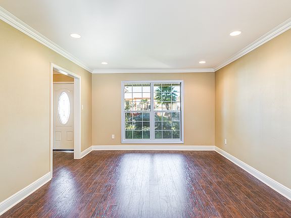 4th image of 3729 Melissa Dr
