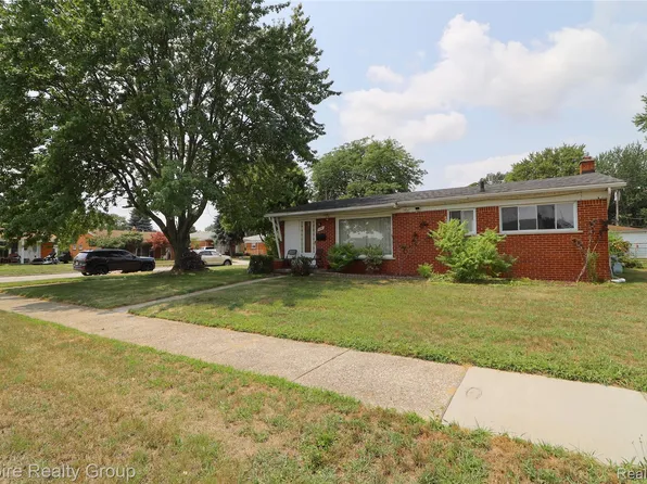 5190 Westlake St, Dearborn Heights, MI 48125