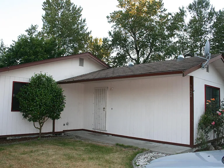 6624 McKinley Ave — Photo 2