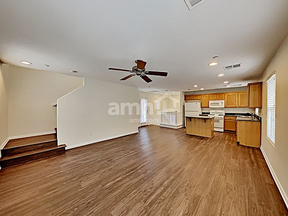 4th image of 8936 Sally Rose Ave