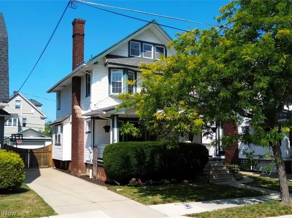 1190 Gladys Ave, Lakewood, OH 44107
