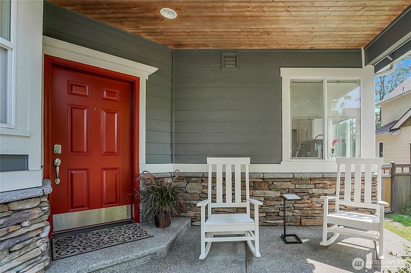 5th image of 17304 Parkside Way SE