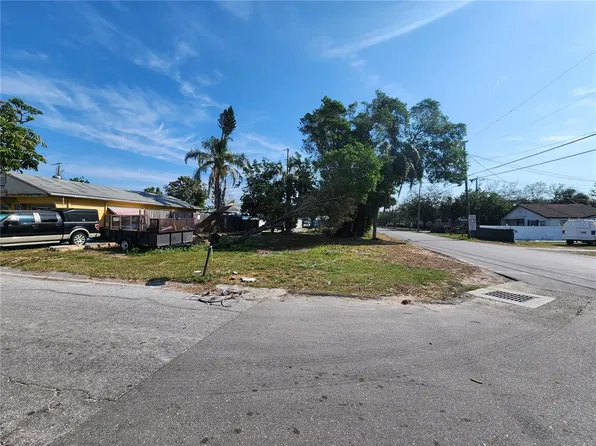 1712 38th Ave W #77, Bradenton, FL 34205