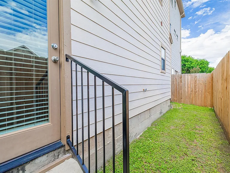11207 Tramonto Dr — Photo 39