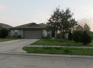 221 Hawks View Dr, La Marque, TX 77568