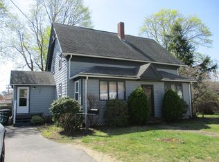 244 S Main St, Coventry, RI 02816