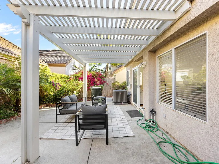 16 Santa Clara St #1 — Photo 37