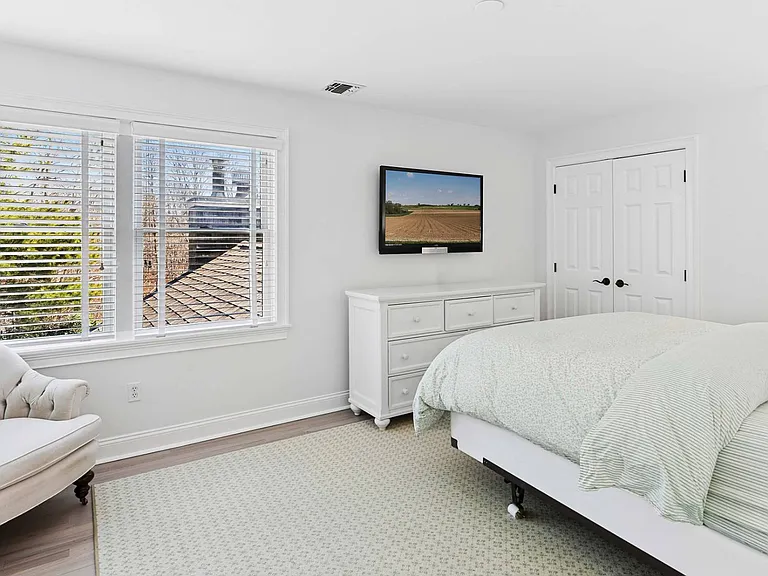 40 Wireless Way — Photo 14