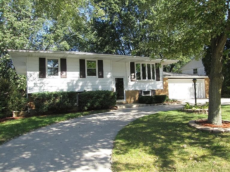 1st image of 3410 W 78th Ave
