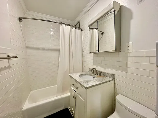 Rented by CITY SPHERE | media 9