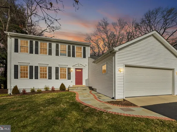 4213 Saint Jerome Dr, Annandale, VA 22003