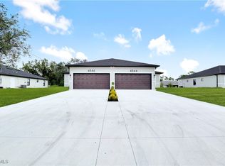 4846 30th St SW, Lehigh Acres, FL 33973