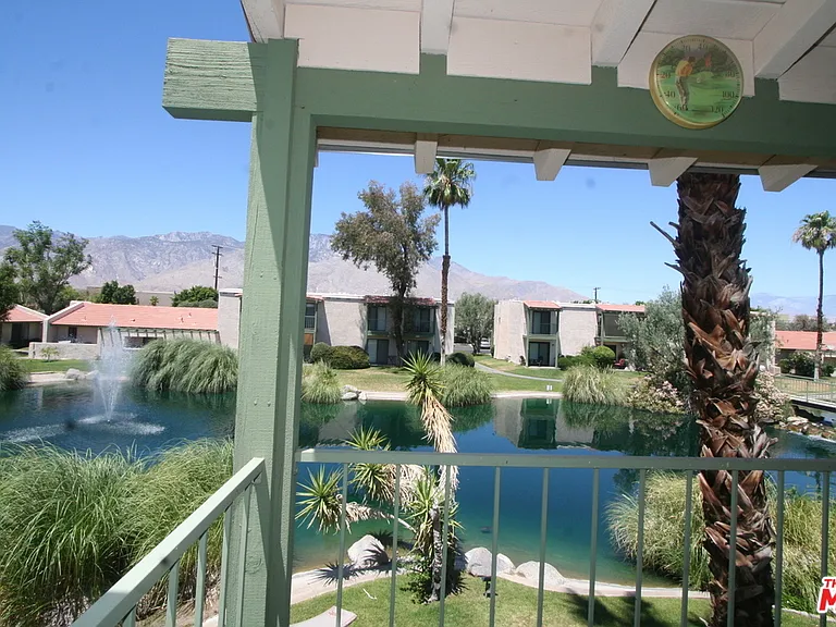 53 Lakeview Cir — Photo 24