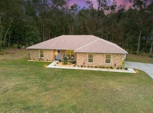 1660 Trinidad St, Deland, FL 32720