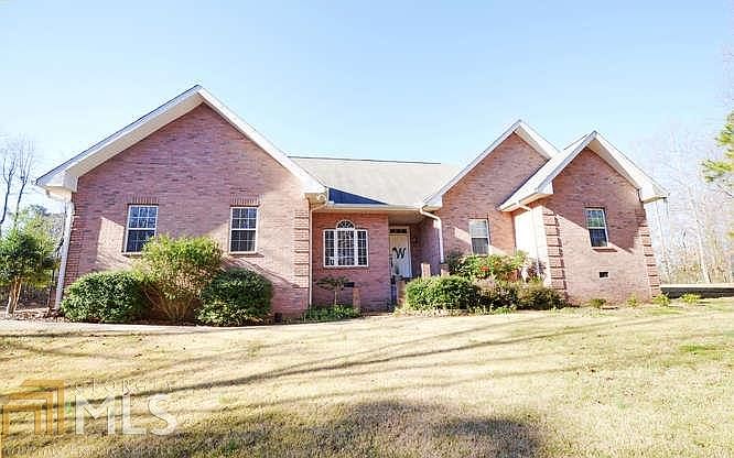 1st image of 260 Thornwood Cir