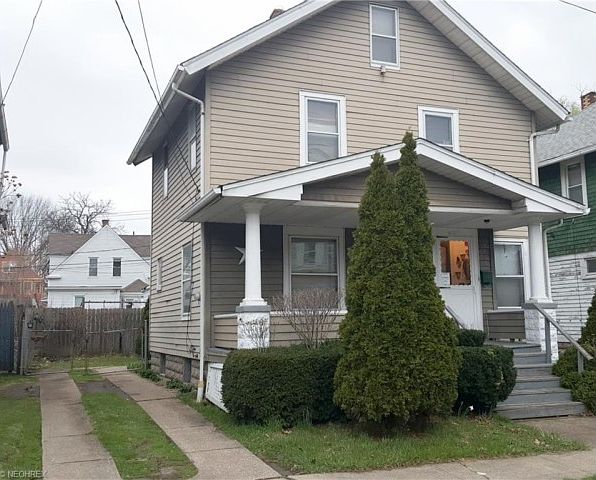 1st image of 3862 W 42nd St
