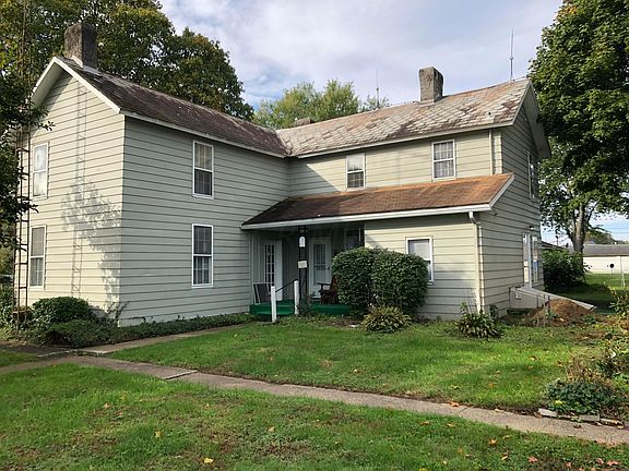 2nd image of 2347 W High St NE