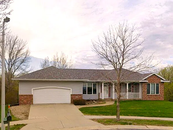 2810 Sunset Ln NE, Rochester, MN 55906