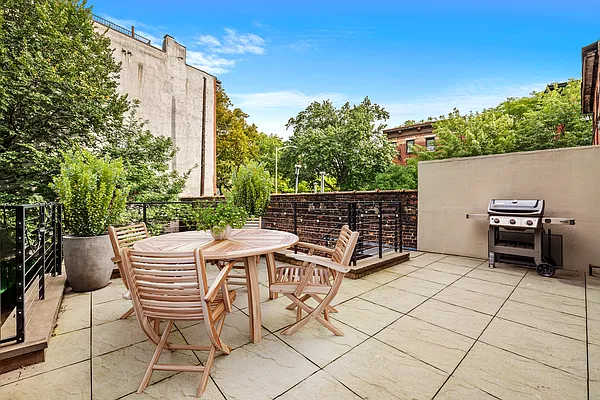 Rented by Corcoran | media 14