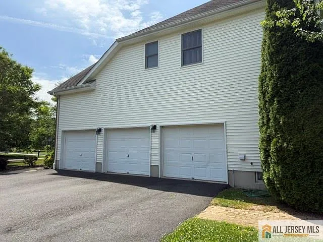 4 Applegate Ct — Photo 14