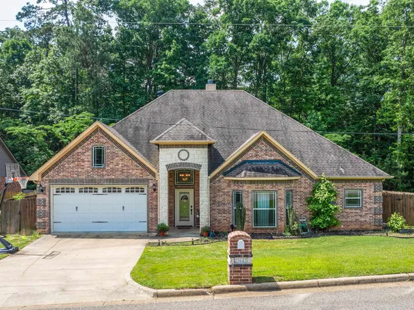 314 Bermuda Dr, White Oak, TX 75693