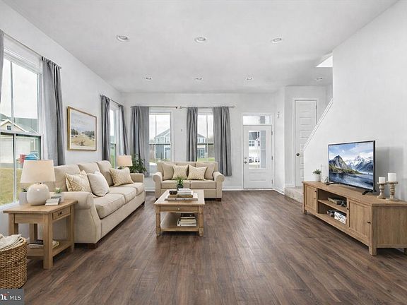 5th image of 86 Cilantro Ln