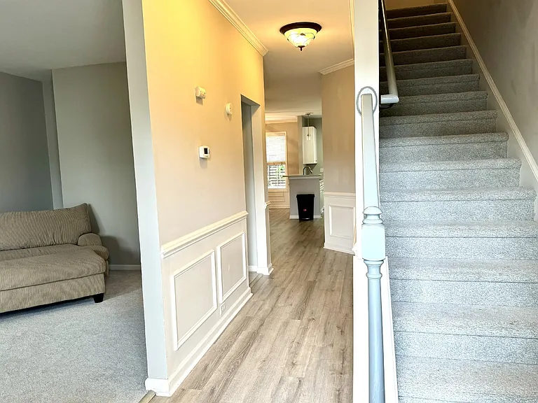 150 Westbury Park Way — Photo 2