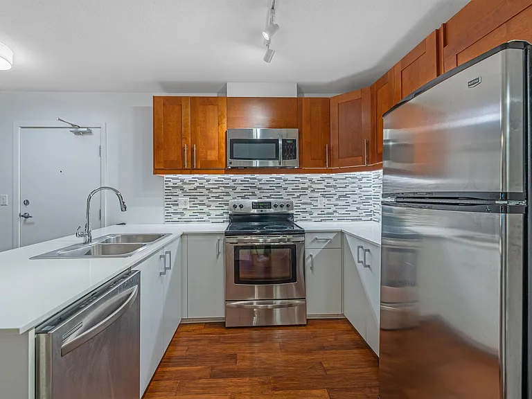 66 Cordova St W #206 — Photo 3