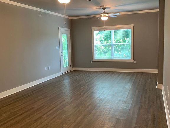 2nd image of 2940 Highway 31 W APT E206