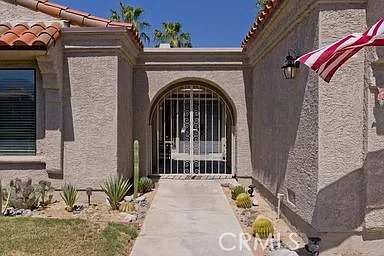 3 bed, 1894 sqft, $3,200 — Photo 2