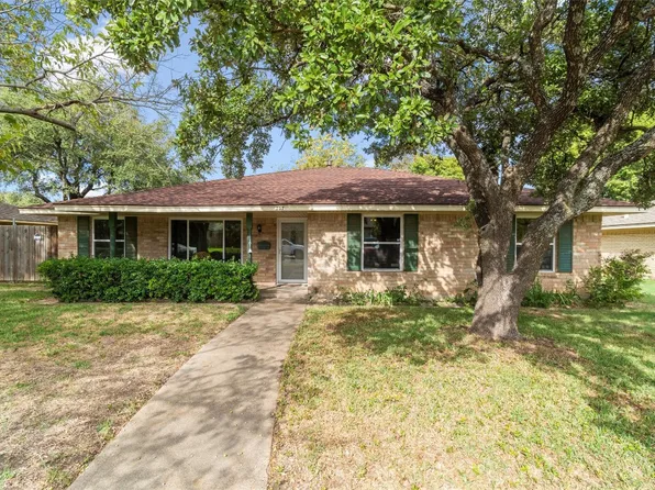 707 W Ridge Dr, Duncanville, TX 75116