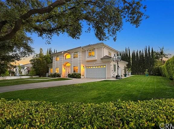 4th image of 182 W La Sierra Dr