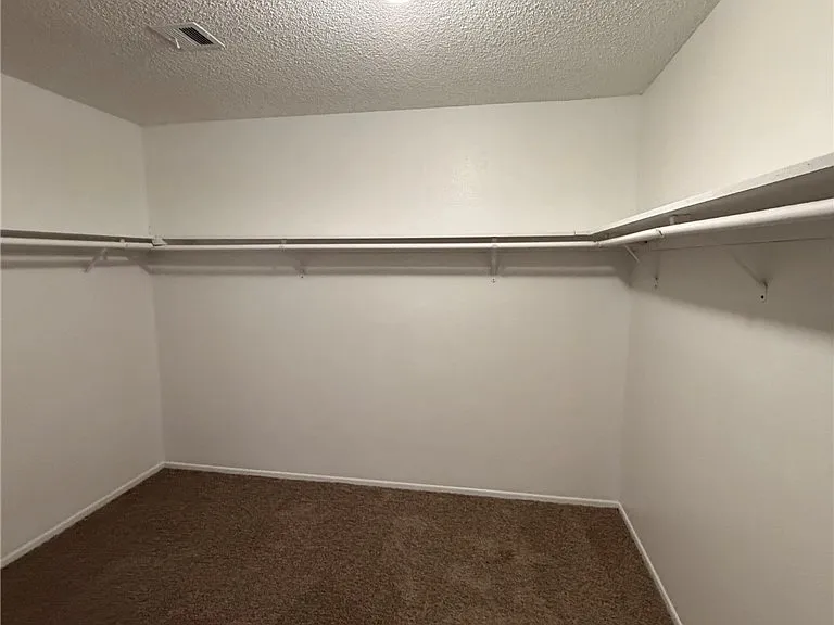 2119 Pine Breeze Ln — Photo 20