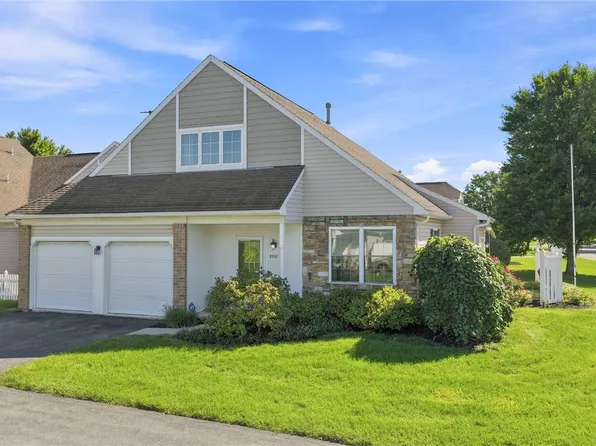 2512 Waynesborough Ct, Macungie, PA 18062