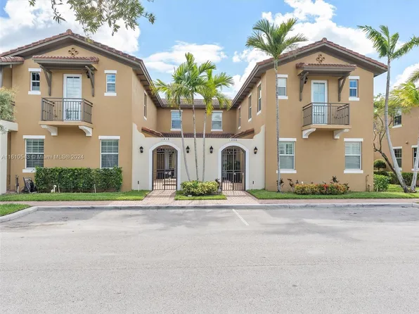 1410 SW 147th Ter, Hollywood, FL 33027