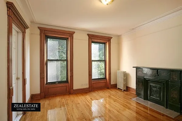 Rented by ZealEstate Group Inc | media 30