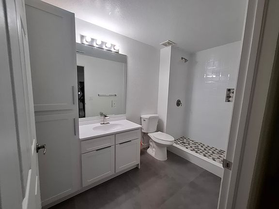 3rd image of 7915 Preserve Cir APT 234