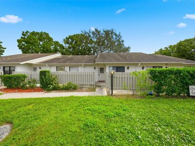 1725 Pine Ridge Way E APT E, Palm Harbor, FL, 34684