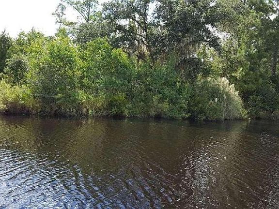 3rd image of 10074 Bayou Dr
