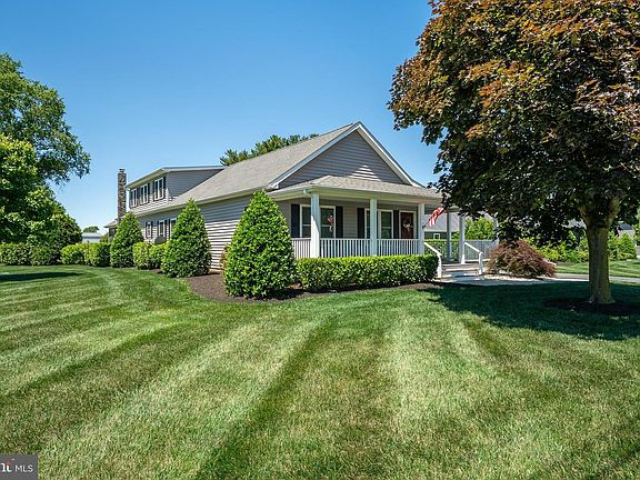 2nd image of 10672 Worton Rd