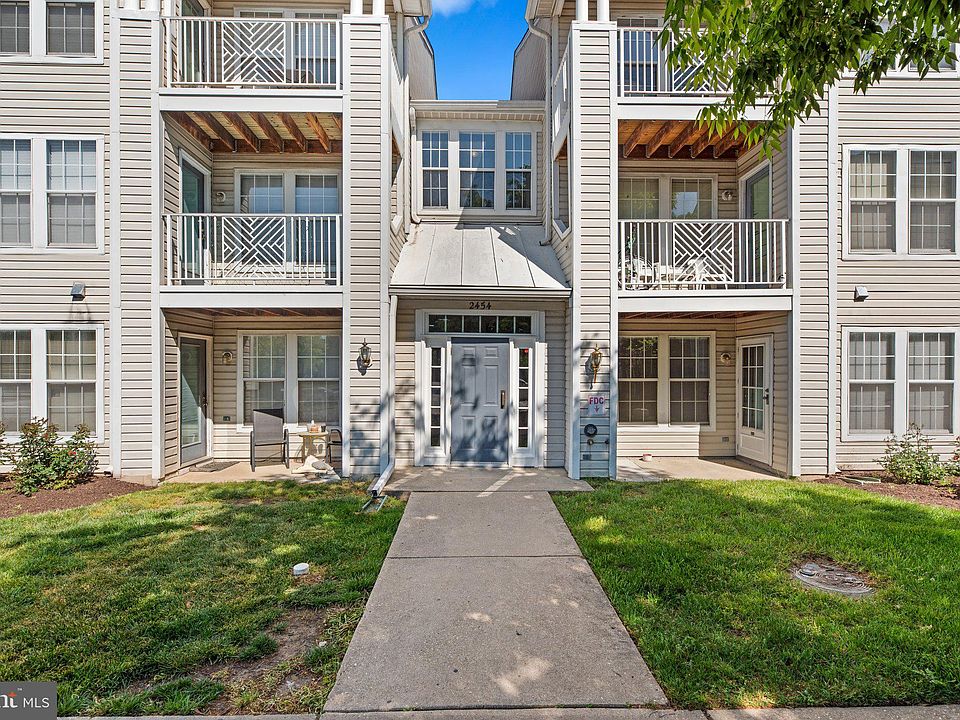 1st image of 2454 Apple Blossom Ln APT 102