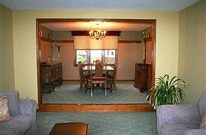 4th image of 328 Daniel Dr