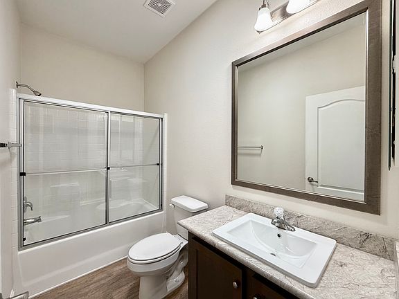 3rd image of 3595 Santa Fe Ave Space 68