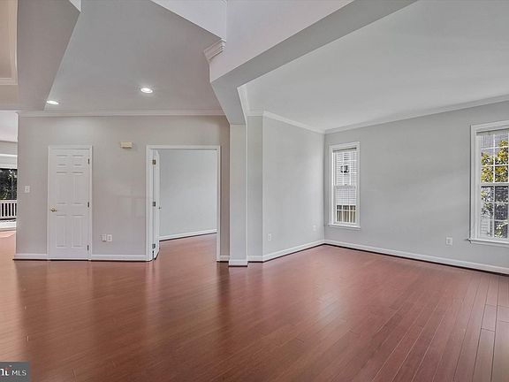 5th image of 46797 Backwater Dr