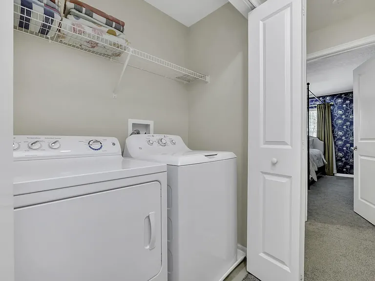 4876 Clock Tower Dr — Photo 29