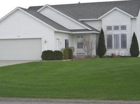 6310 Groen Ct, Allendale, MI 49401