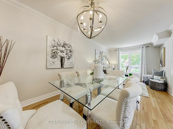 4th image of 116 Hollandview Trl
